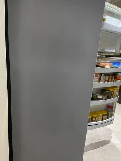extra large fridge
