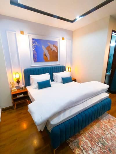 One bedroom apartment per day available Gulbarga green Islamabad