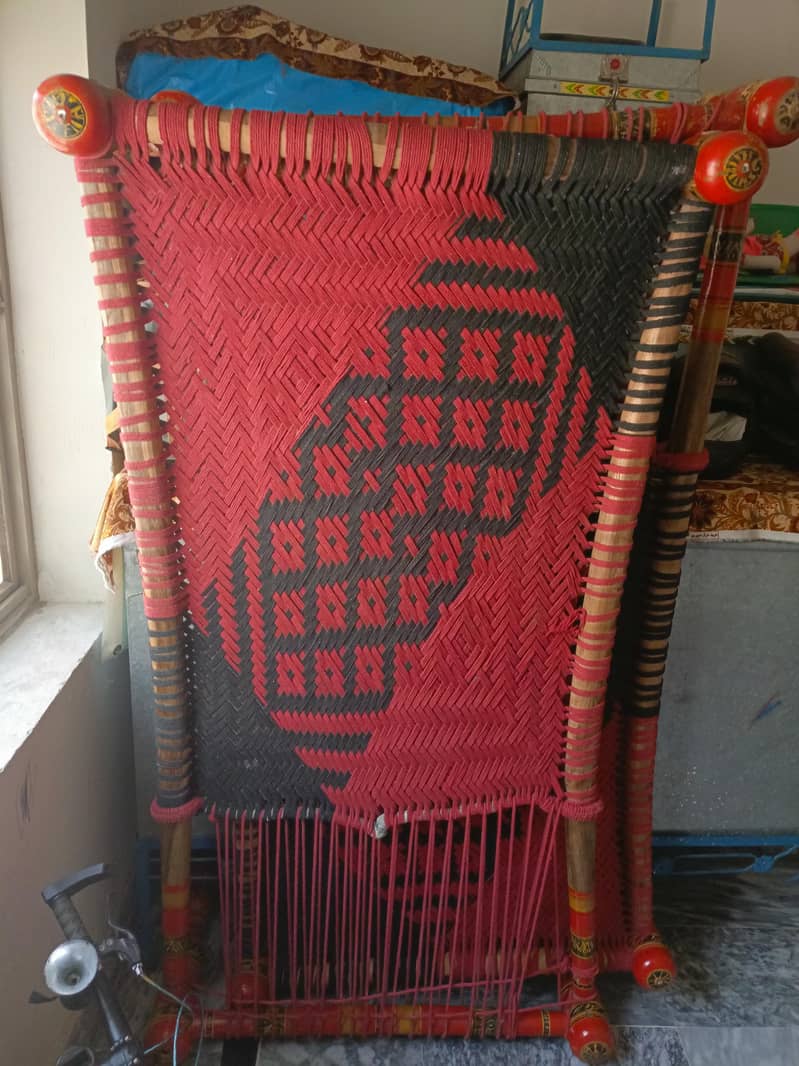 دو خوبصورت چارپائیاں رنگین 1