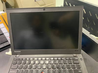 Lenovo ThinkPad X250 | Core i5 5th Gen| 8GB RAM | 256GB SSD| Laptop