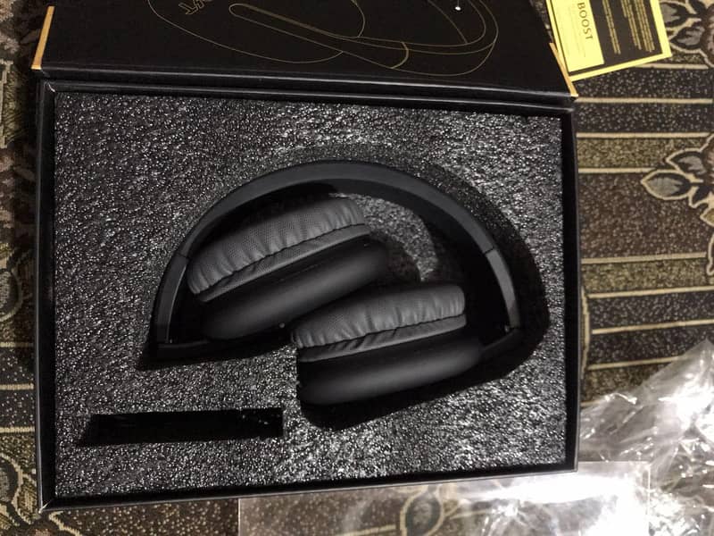 Boost Pulse Anc Headset 4