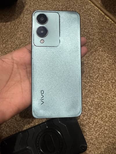 Vivo y17s 6/128