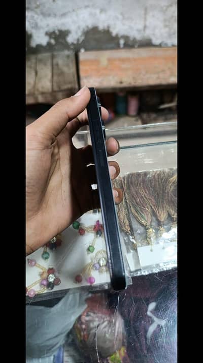 redmi 13 with box and charger 8.0+4.0 128