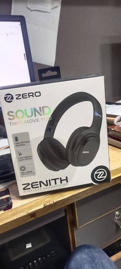zero Headphone brand new