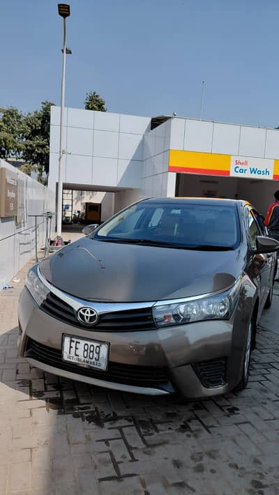 Toyota Corolla Altis Automatic 1.6 2015