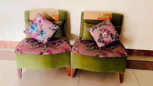 Elegant Designer Lounge Chairs – Set of 2 (Like New)