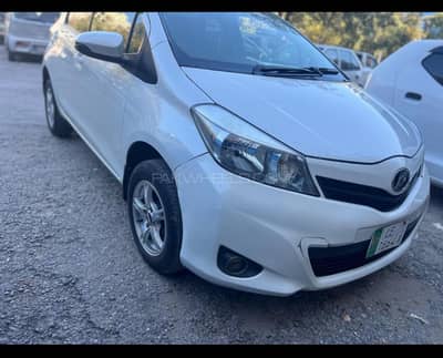 Toyota Vitz F 1.0 2014