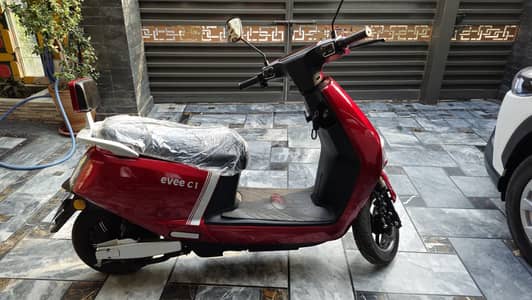 Evee C1 Electric Scooty 2023 | Only 137 KM | Like New Condition