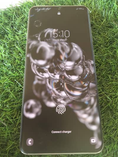 Samsung S20 Ultra, urgent salle