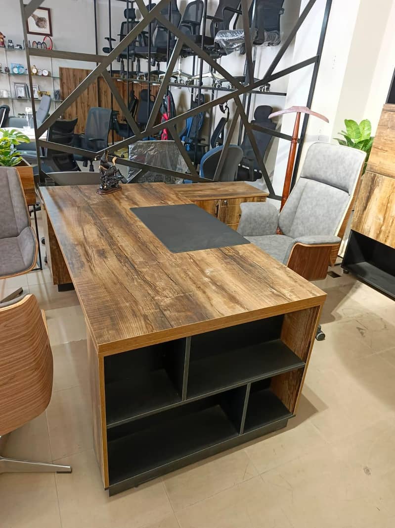 Executive Office Table 13