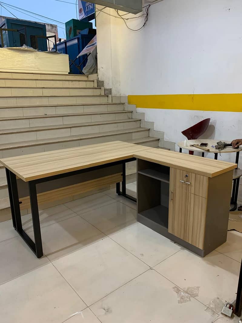 Executive Office Table 15