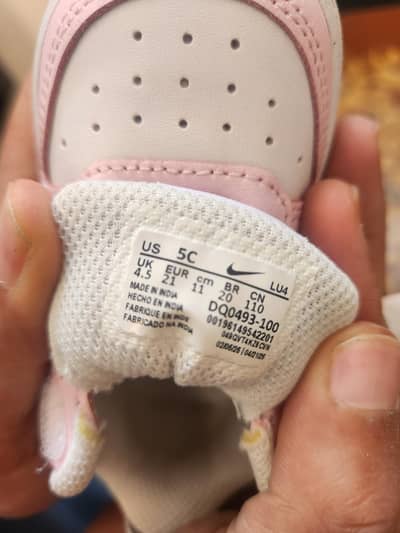 brand original nike shoes for 2 years girl  size is 21100021