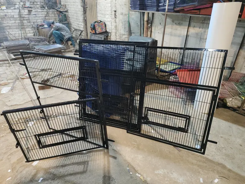 Cages and cages doors — photo 9