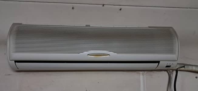 Haier 1.5 ton All OK one hand use