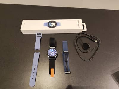 Samsung Galaxy Watch 5 - 44mm (Box and Papers)