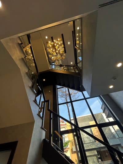 Prime Location 5 Marla 3 Bed Modern Design House Available For Rent In DHA 9 Town