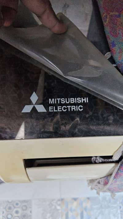 Miysubishi 1.5 ton split ac