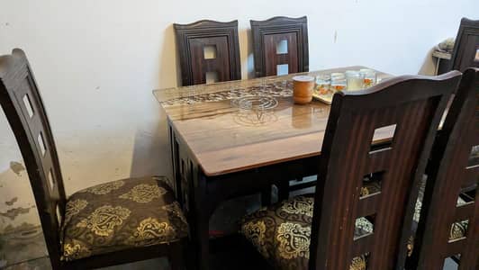 Dining Table | Table
