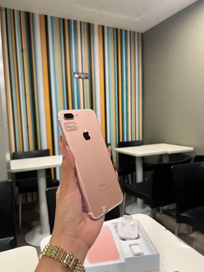 iphone 7 plus 128 GB my WhatsApp number 03 25 022 67 56