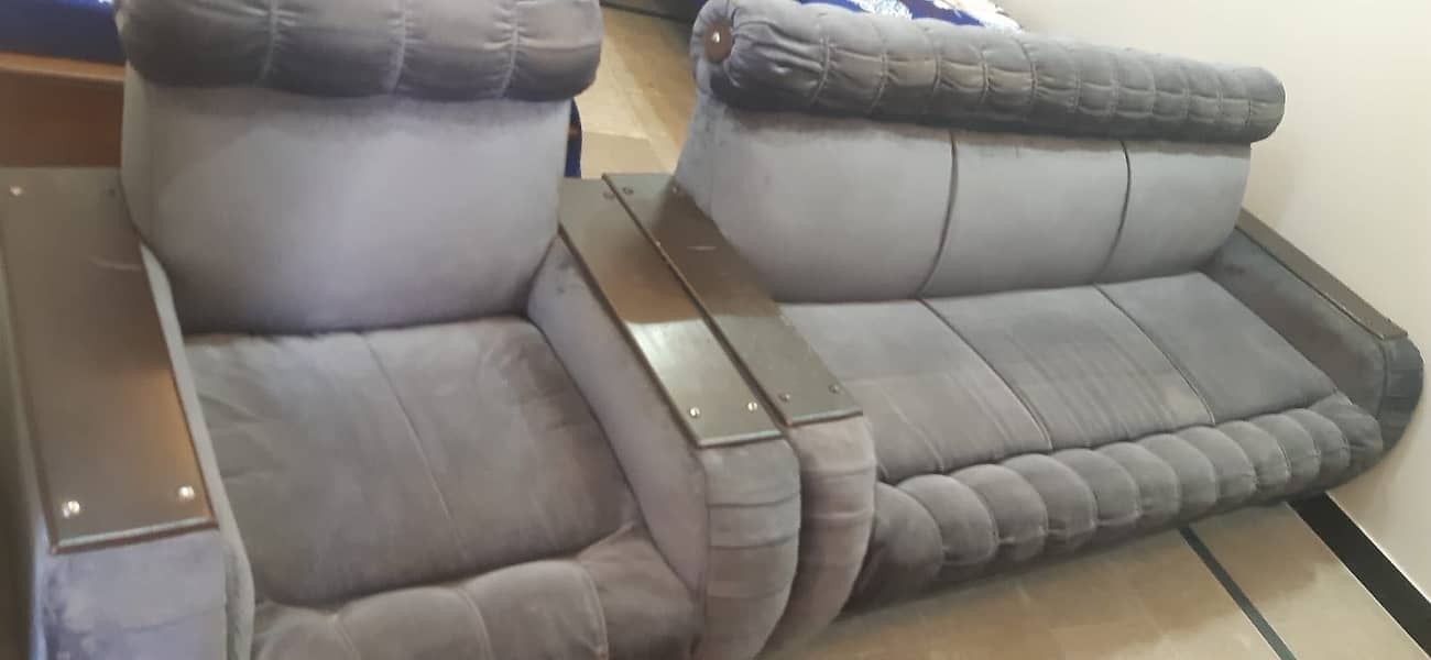 Very solid wood sofa set 2