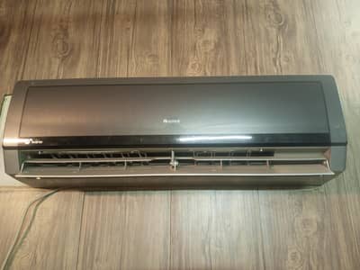 gree one ton inverter ac