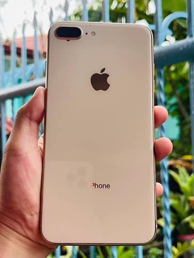 iphone 7 plus 128 GB my WhatsApp number 0325 5503411