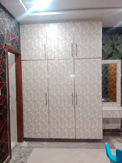 Ground floor for rent