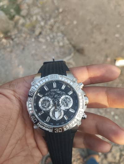 guess trophy GW0333G1 11 month warranty urgent sale