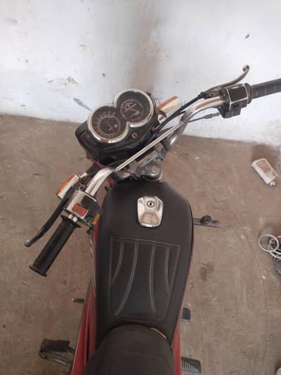 Yamaha junoon 12 model