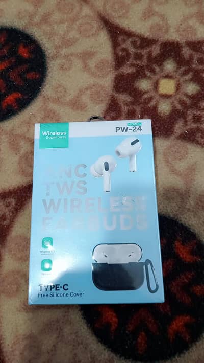 anctws wlrelessfardubs hair birds