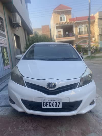Toyota Vitzs 12/15 Excellent condition