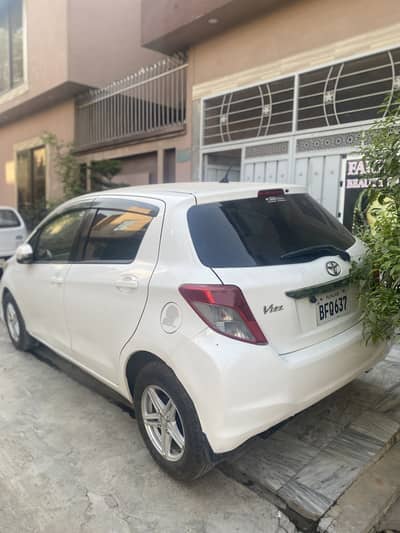 Toyota Vitzs 12/15 Excellent condition
