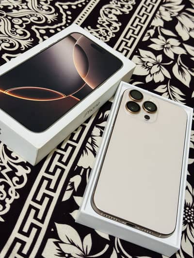 iPhones 16 Pro Max JV