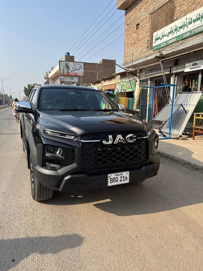 jac T9 hunter 4x4  2025 model scratch less