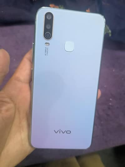 vivo y17 urgently sale and exchange with one plus mobile