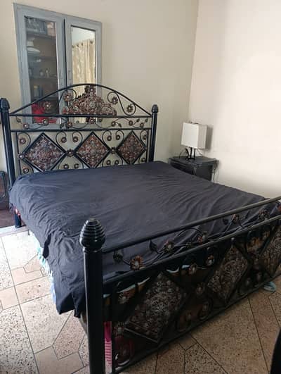 Bed set/Double Bed/king size bed/ iron bed/luxury bed