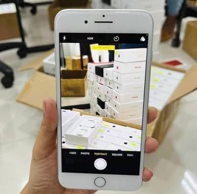 iphone 7 plus 128 GB my WhatsApp number 03 25 022 67 56