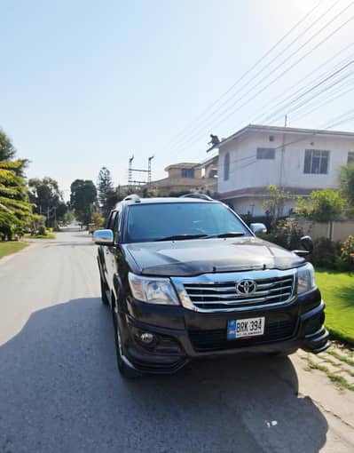 Toyota Vigo Champ 2013 – Reliable, Stylish, and Maintained