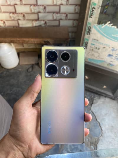 Infinix Note 40   8+8GB  256GB memory