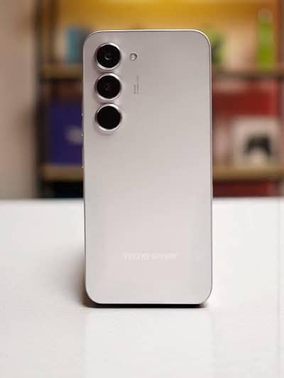 Tecno Spark 40 Pro (8/256)