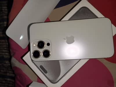 iphone 15 pro max(256GB) White color 10/10 condition ph. no. 03236007423