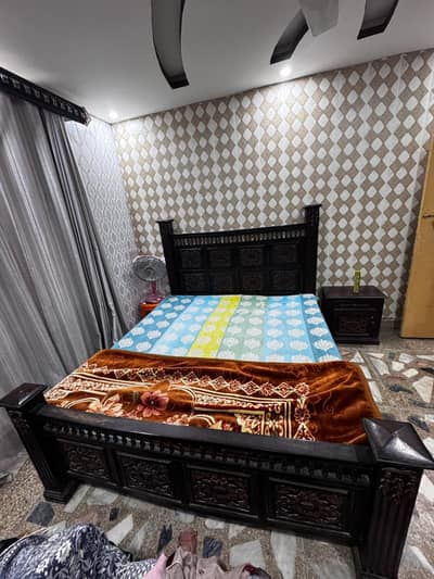 Chinyoti Wood furniture urgent for sale