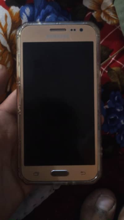 Samsung J2 for sell condition 10/5 hai jis ko chaiye rabta kren