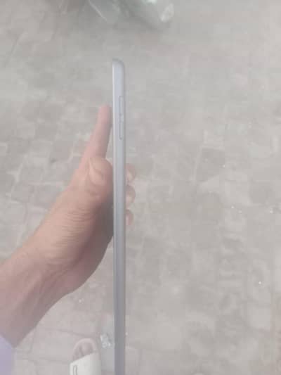 I pad 9 generation 64GB  contact no (0304/025/8083)