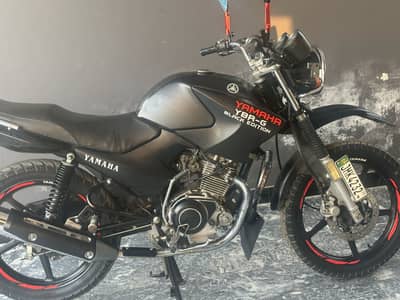 Yamaha YBR 125 G bike for sale