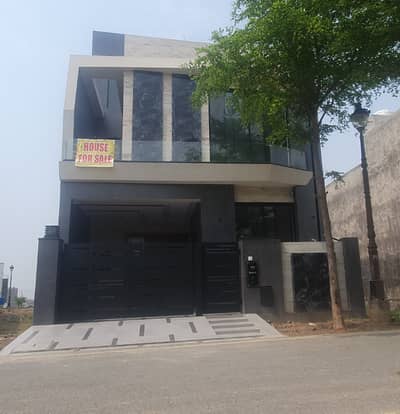 Most Wanted 5 Marla House in Valencia - Ultra Modern Brand New - Prime Location - For Sale