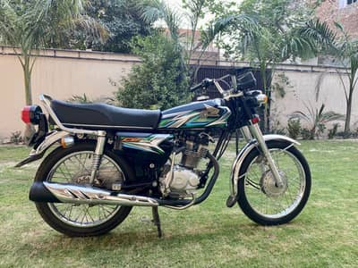Honda 125 model 2023  like New condition