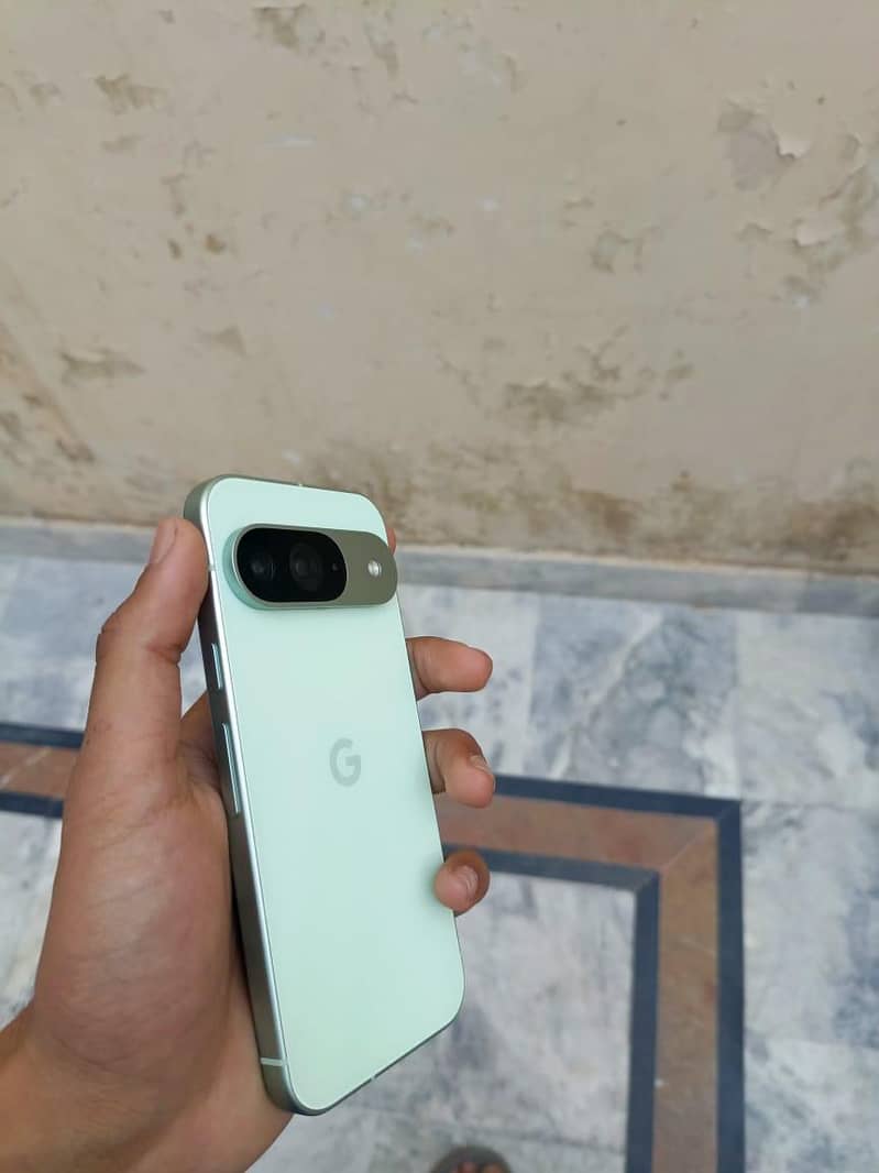 Google pixel 9 3