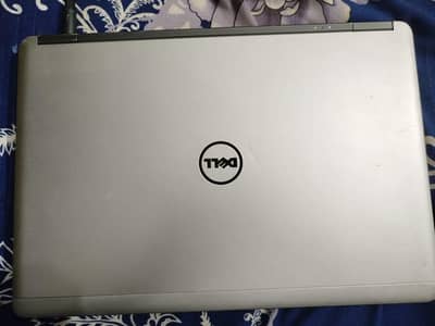 DeLL Laptop (Ram =8GB) (SSD hard = 256)