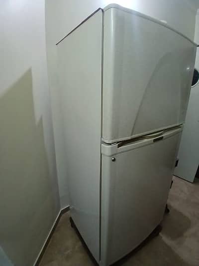 Dawlance Refrigerator (Urgent Sell) 9199-2WB